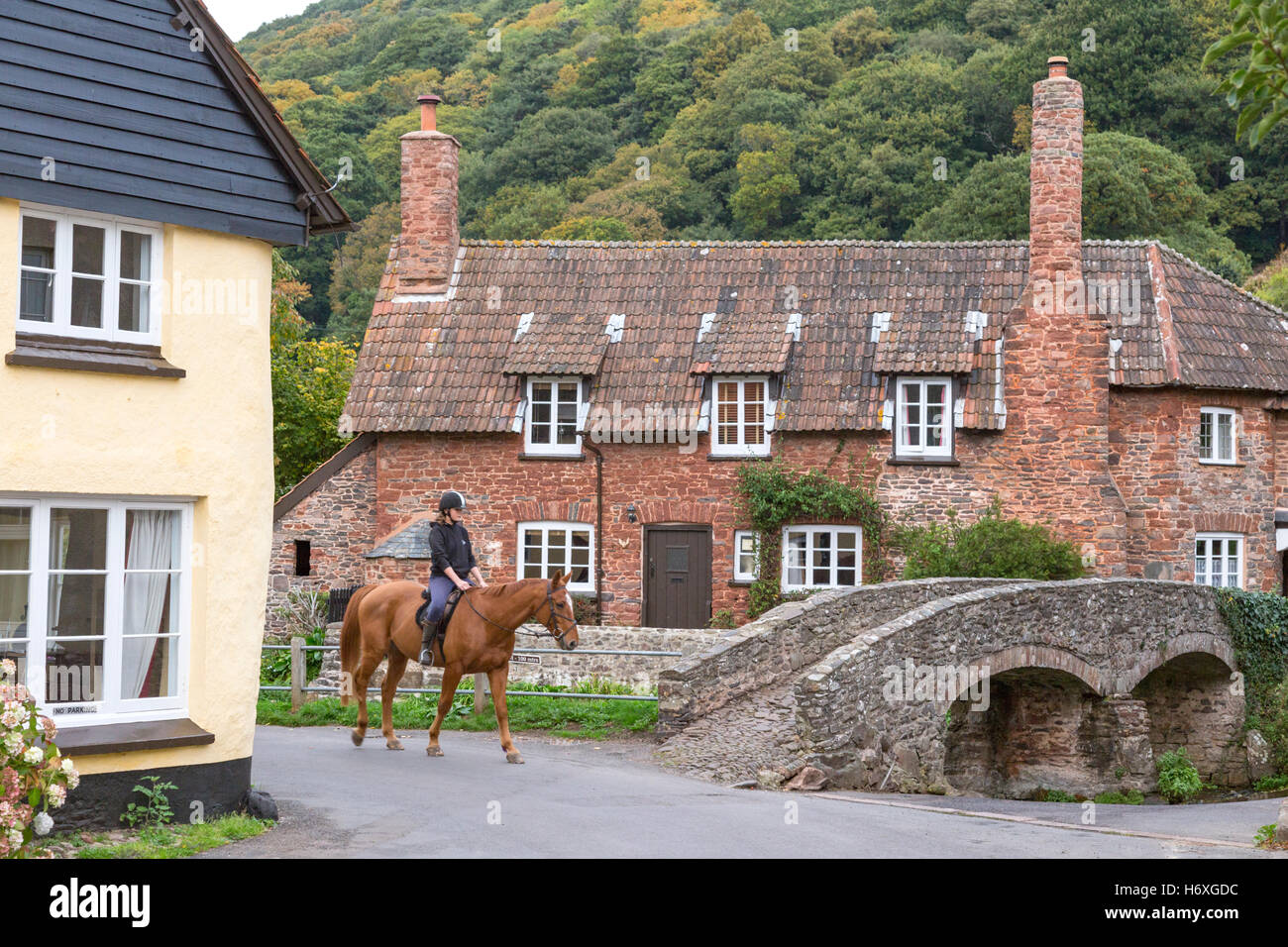 Packhorse bridge hires stock photography and images Alamy