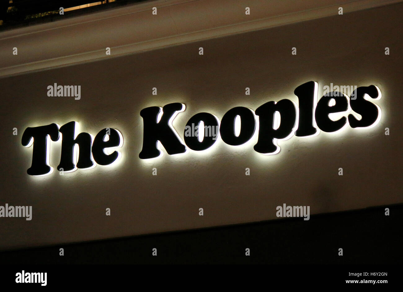 das Logo der Marke 'The Kooples', Berlin. Stock Photo