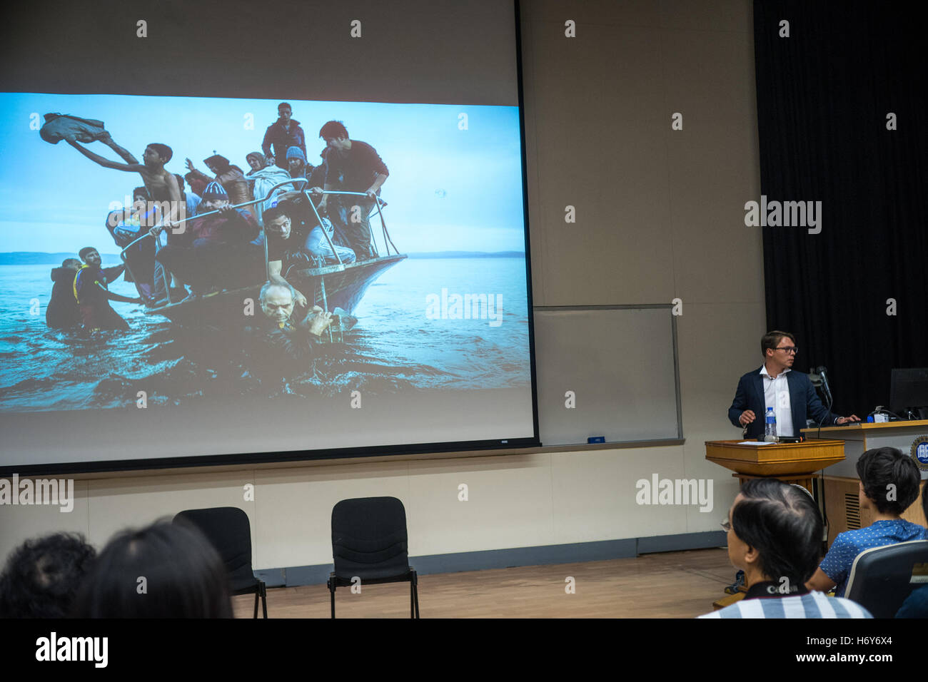 Pulitzer Prize Winner Sergey Ponomarev is invited to give lecture at ...