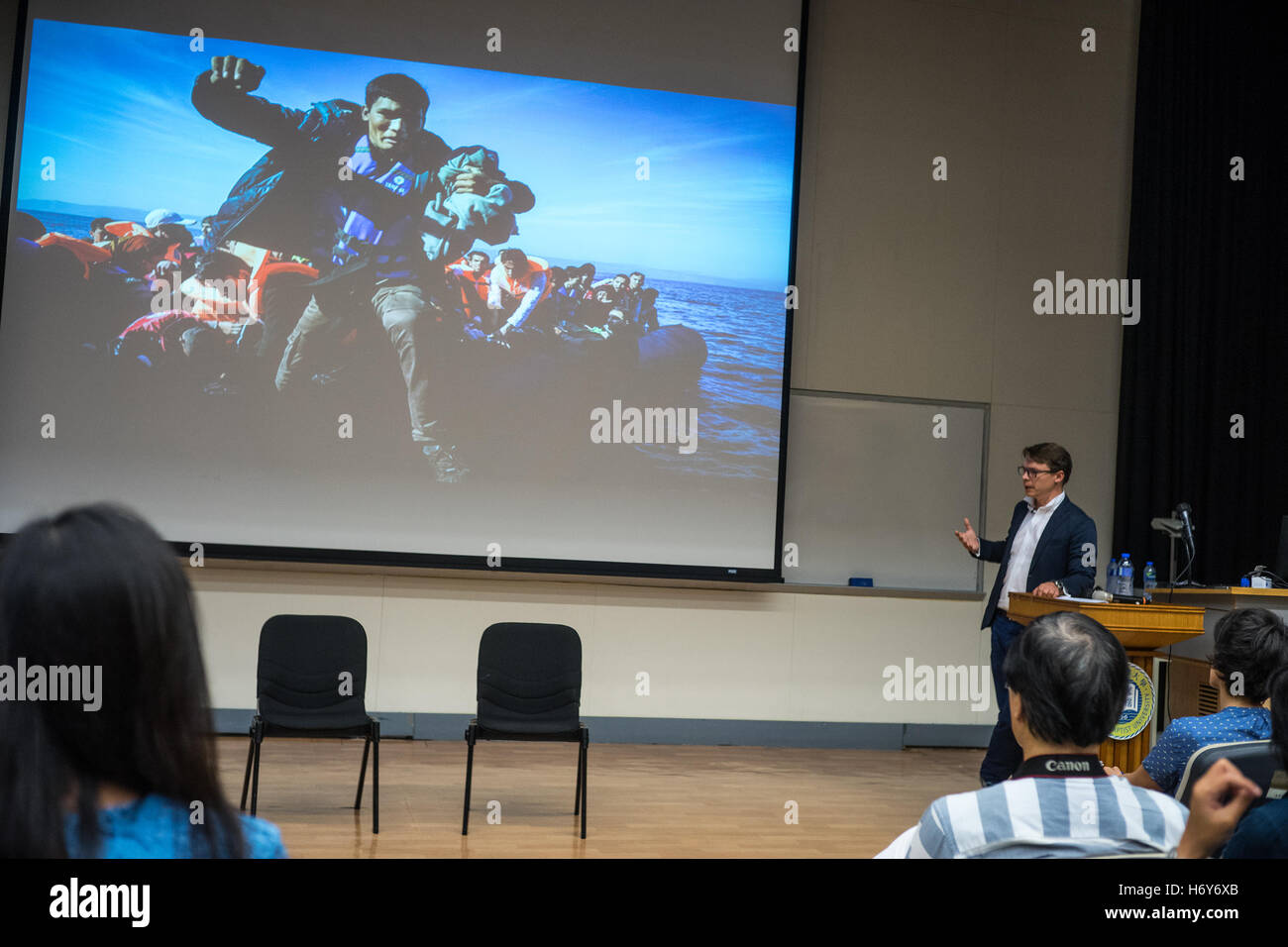 Pulitzer Prize Winner Sergey Ponomarev is invited to give lecture at ...