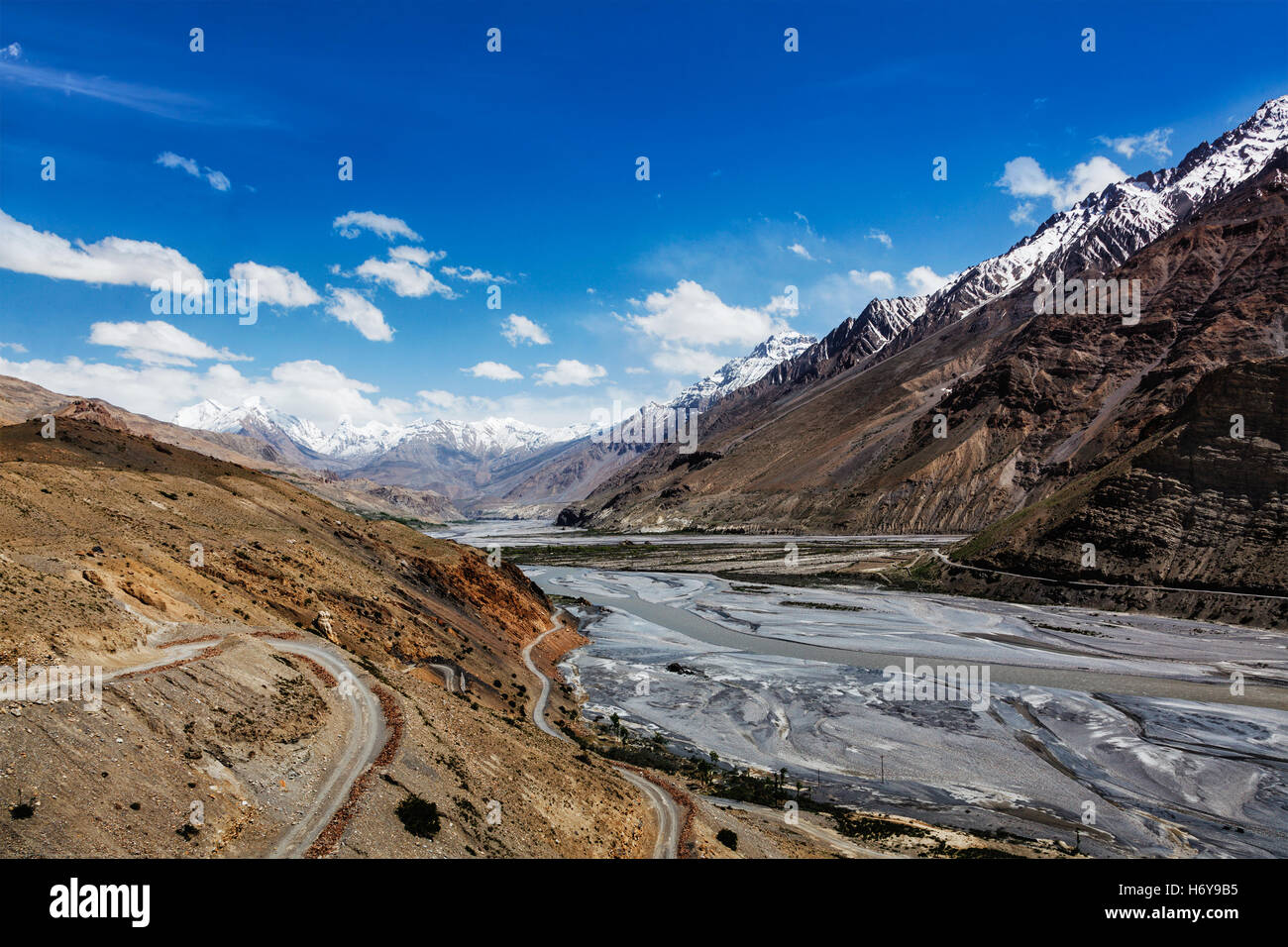 Spiti valley and river in Himalayas Stock Photo - Alamy