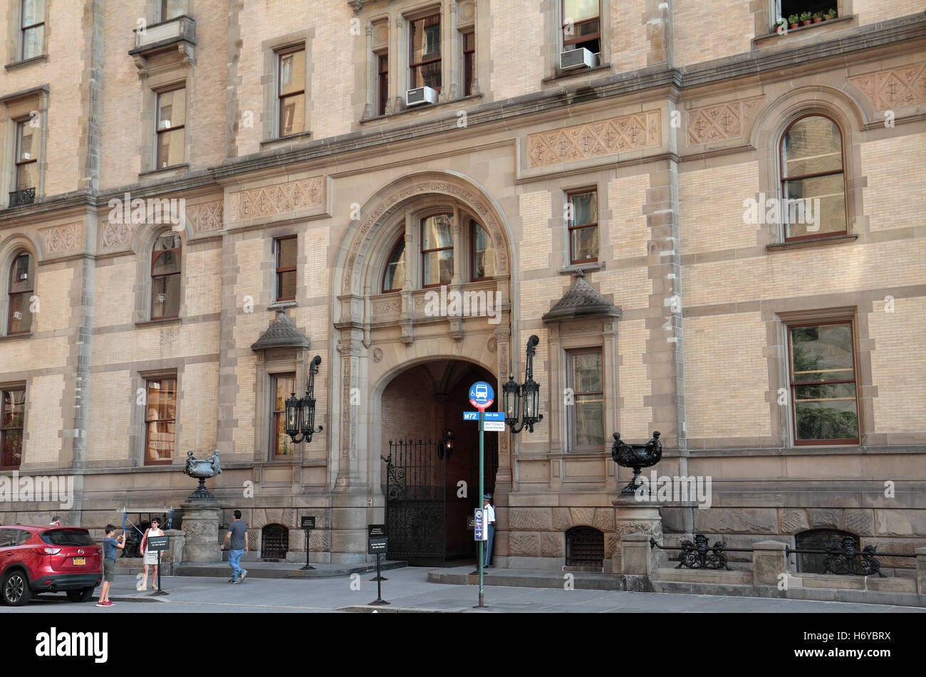 The Dakota Building (West 72nd St Elevation), New York, Where John ...