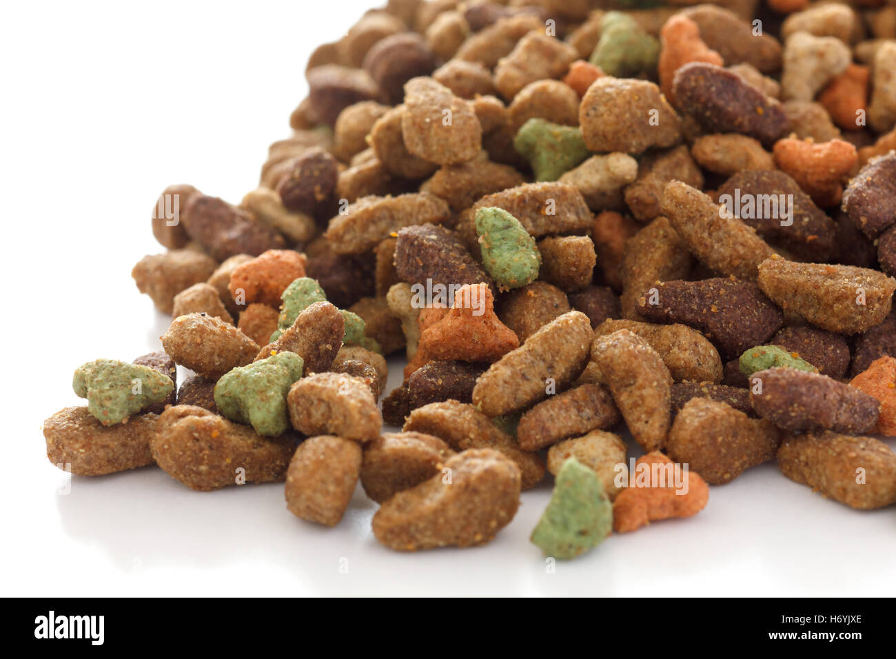 How To Make Dry Food More Appealing To Dogs