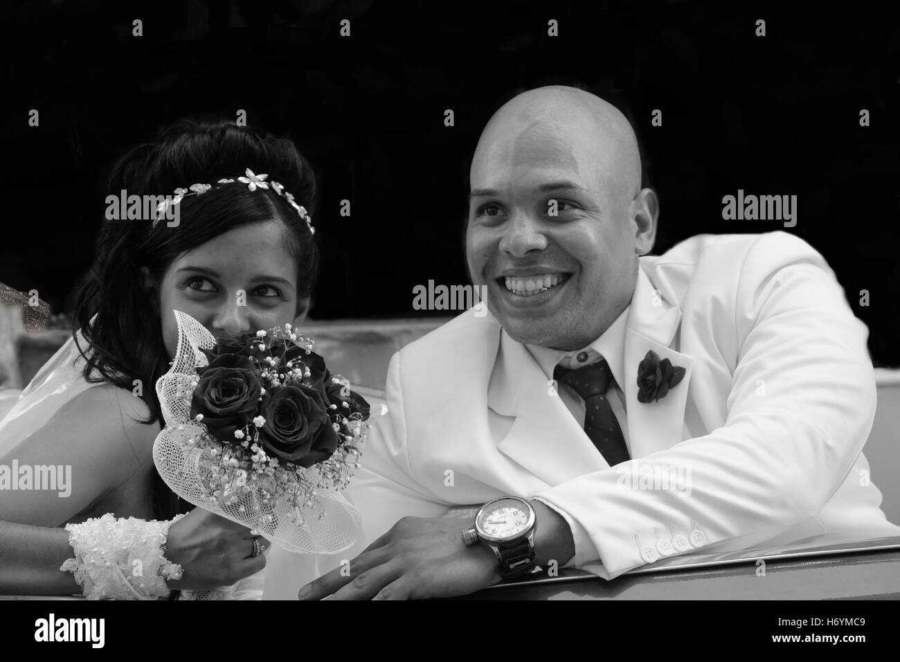 Black couple wedding portrait hi-res stock photography and images - Alamy