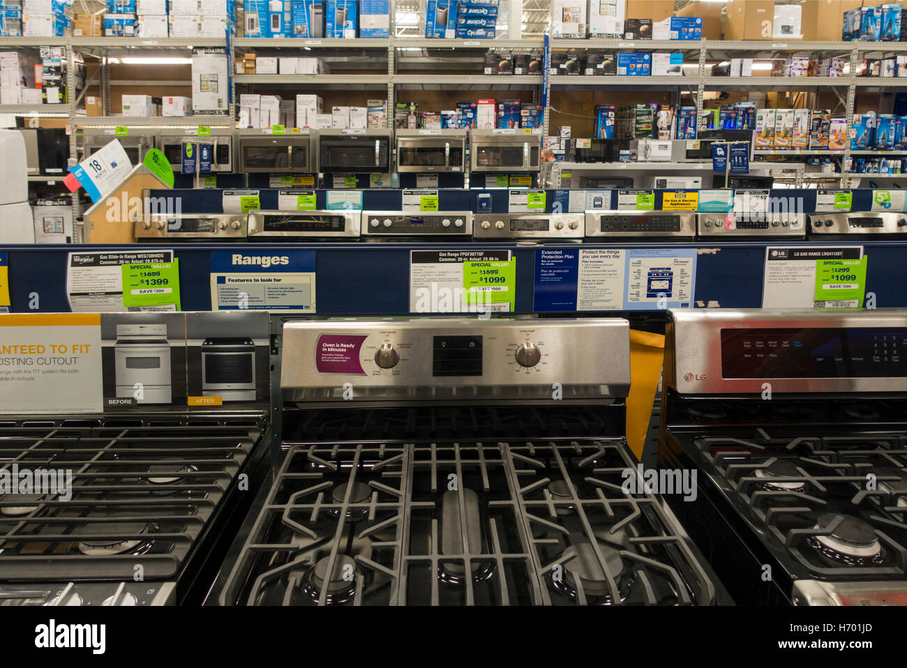 home appliance shopping New Jersey Stock Photo - Alamy