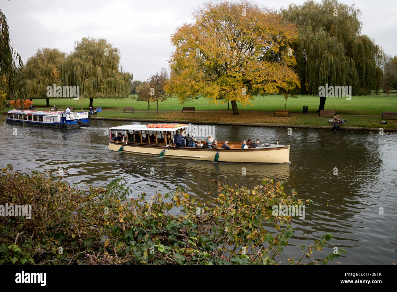 Trip boat on the River Avon in autumn, Stratford-upon-Avon, UK Stock Photo