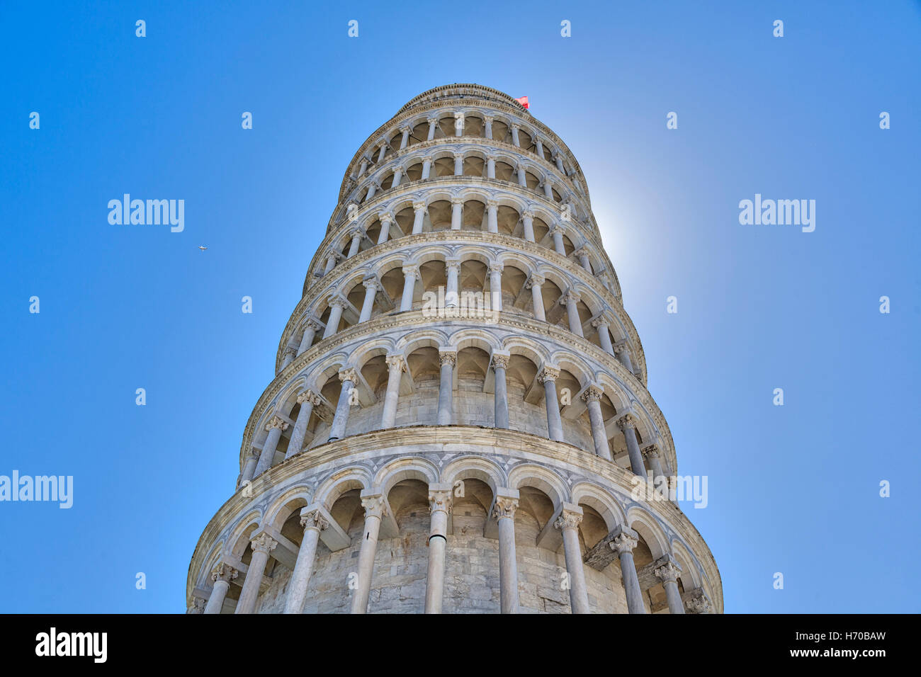 Leaning tower of Pisa isolated on the blue sky Stock Photo Alamy