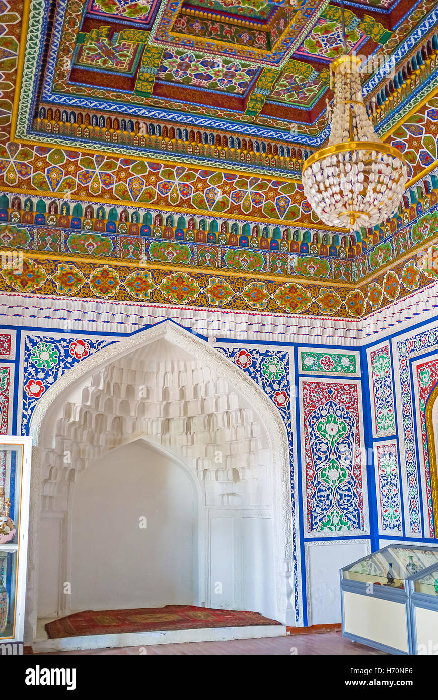 The interior of the Khudayar Khan Palace with the carved niche for the throne Stock Photo