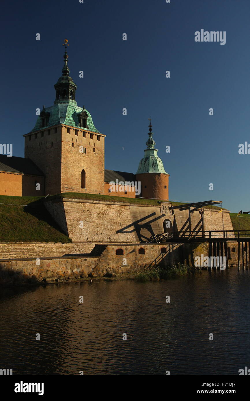 Kalmar castle - gatehouse, drawbridge and front facade in setting sunlight Stock Photo