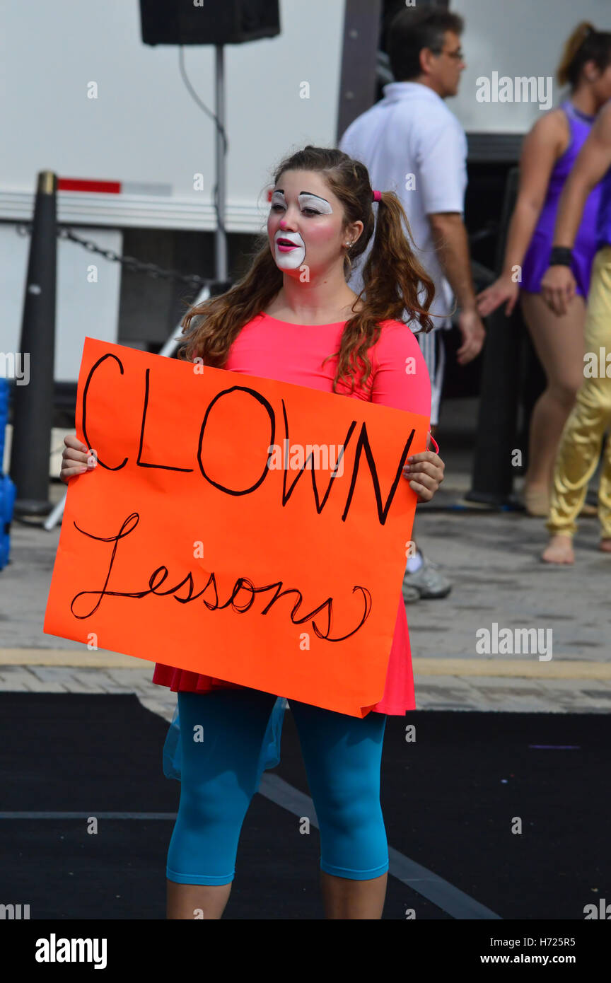Circus Performers at Sweet corn & Blues Festival Stock Photo Alamy