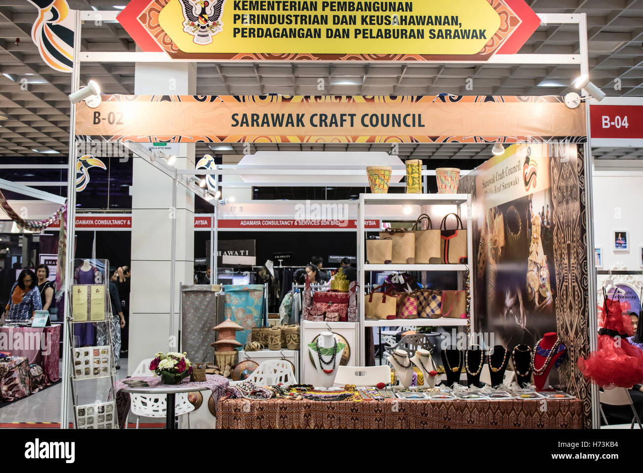 Kuala Lumpur, Malaysia. 2nd Nov, 2016.  Malaysia Fashion Week 2016 starts today at MATRADE in Kuala Lumpur, Malaysia. Fashion industry traders from Asia region gathers to market their clothings, cloths and handicrafts. A East Malaysian trader booth shows a variety of craft works. Credit:  Danny Chan/Alamy Live News. Stock Photo