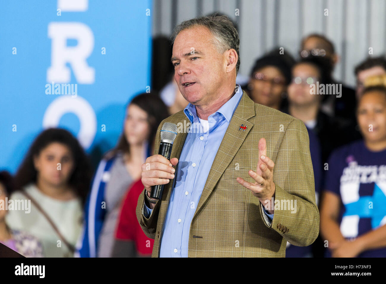 Sheet metal workers local union 19 hires stock photography and images