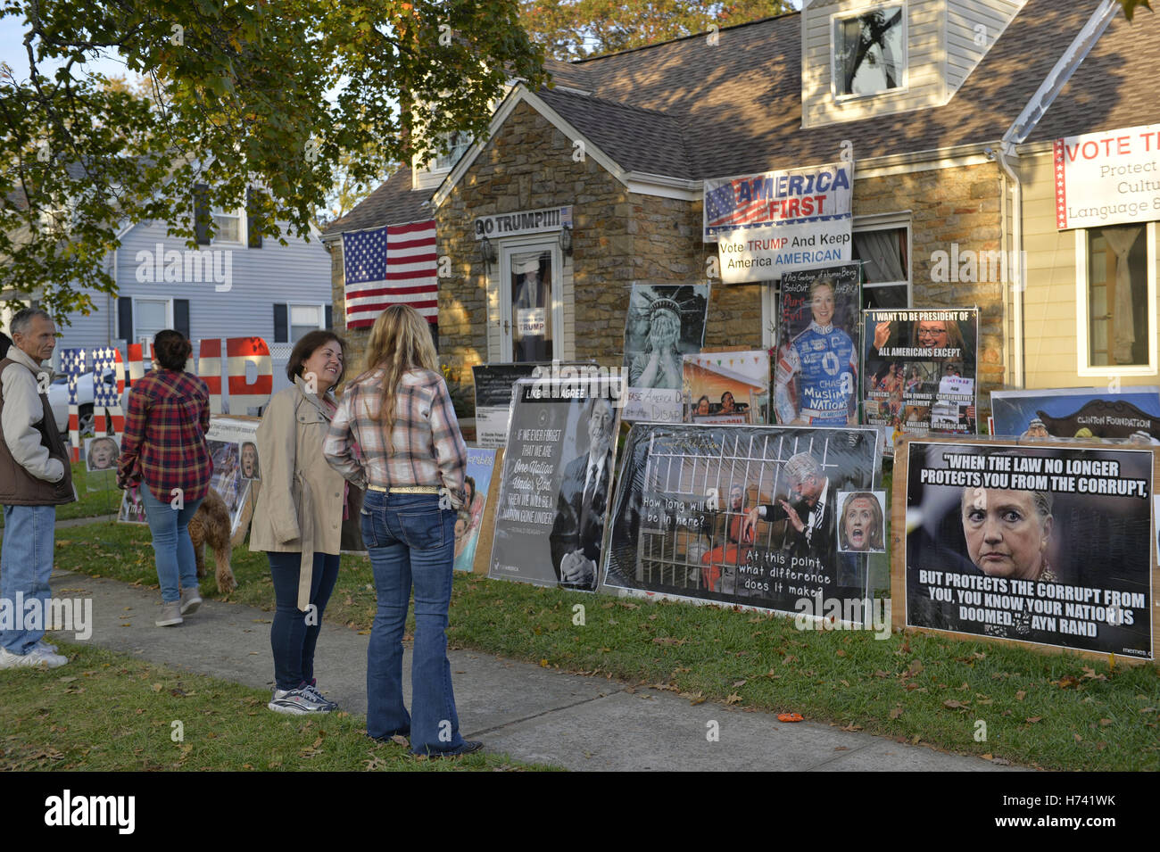 Bellmore, New York, USA. 2nd Nov, 2016. EILEEN FUSCALDO, seen from