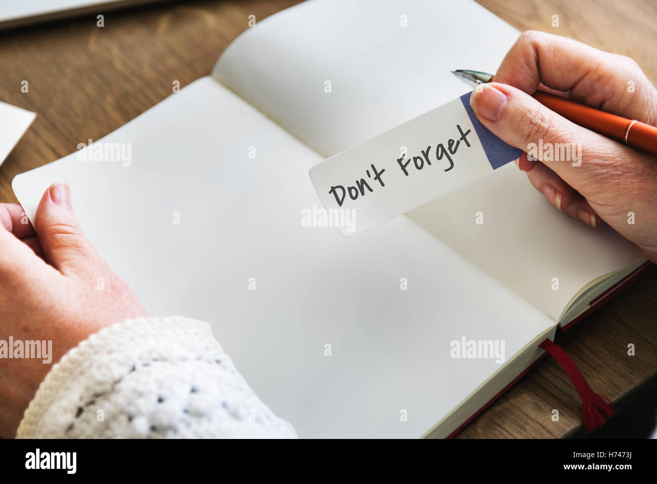 Don't Forget Notice Reminder Words Graphic Concept Stock Photo - Alamy
