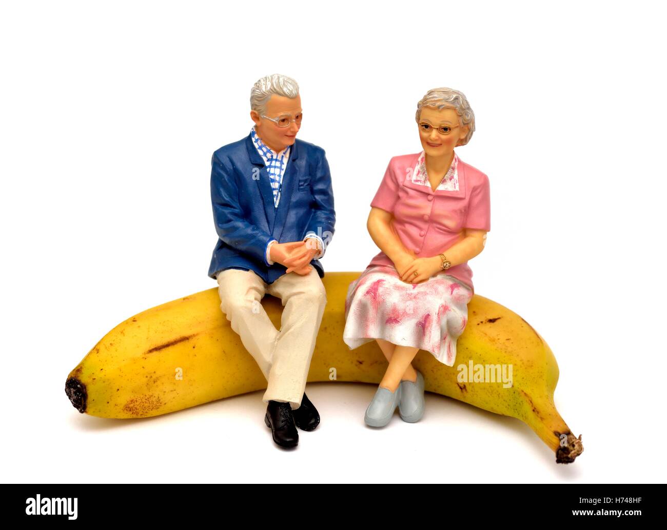 Woman Sitting And Banana Hi res Stock Photography And Images Alamy woman-sitting-and-banana-hi-res-stock-photography-and-images-alamy