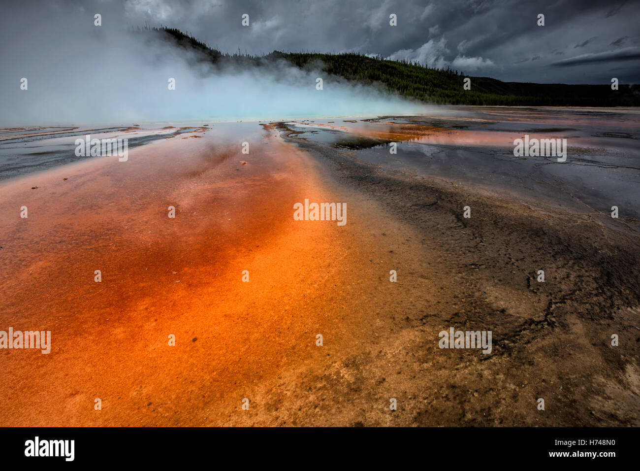 Grand Prismatic Spring - midway geyser basin Stock Photo