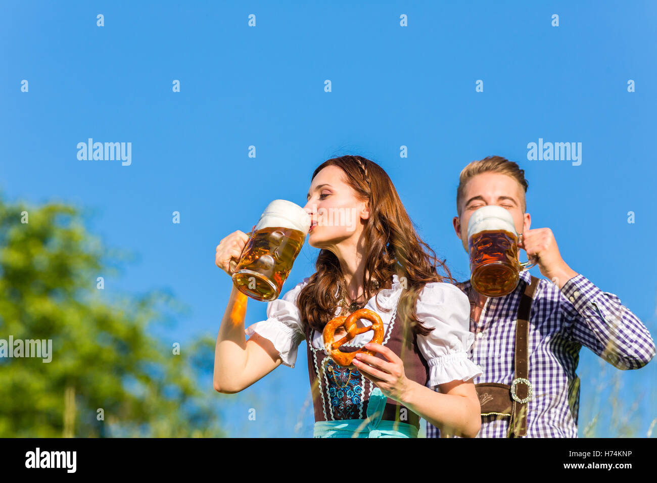 woman friendship beautiful beauteously nice drink drinking bibs spare time free time leisure leisure time park green european Stock Photo