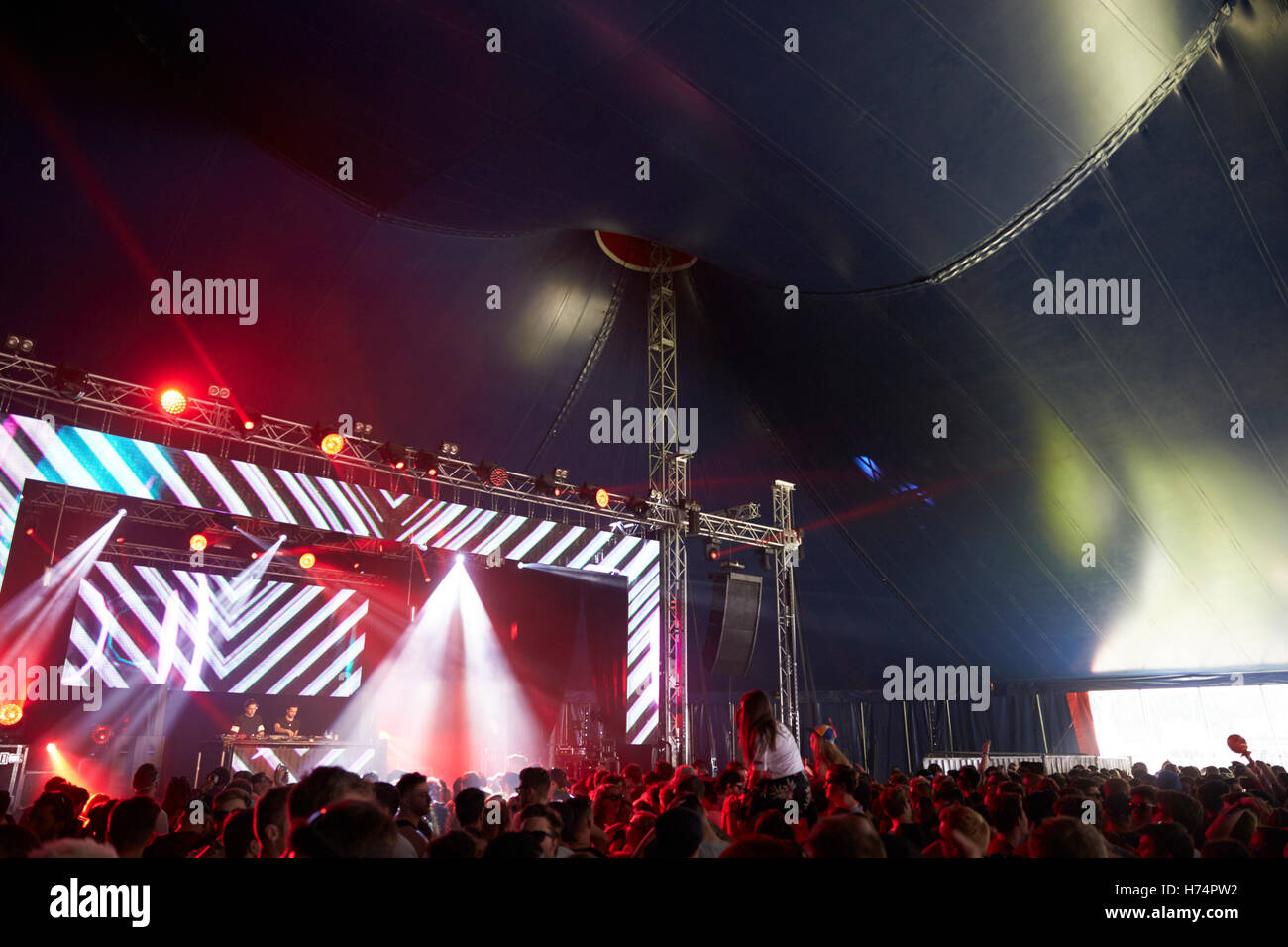 Performer concert rear view hi-res stock photography and images - Alamy