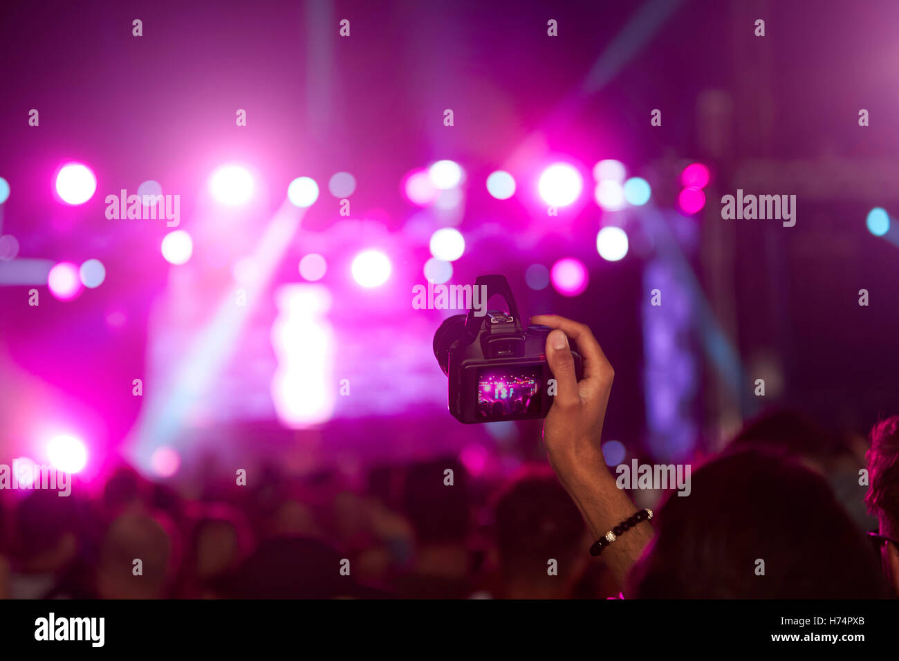 Concert Fans Camera Photo festival hi-res stock photography and images - Alamy