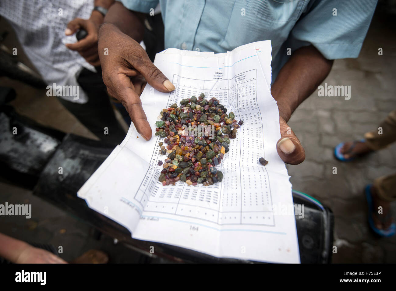 Ratnapura gem market hires stock photography and images Alamy