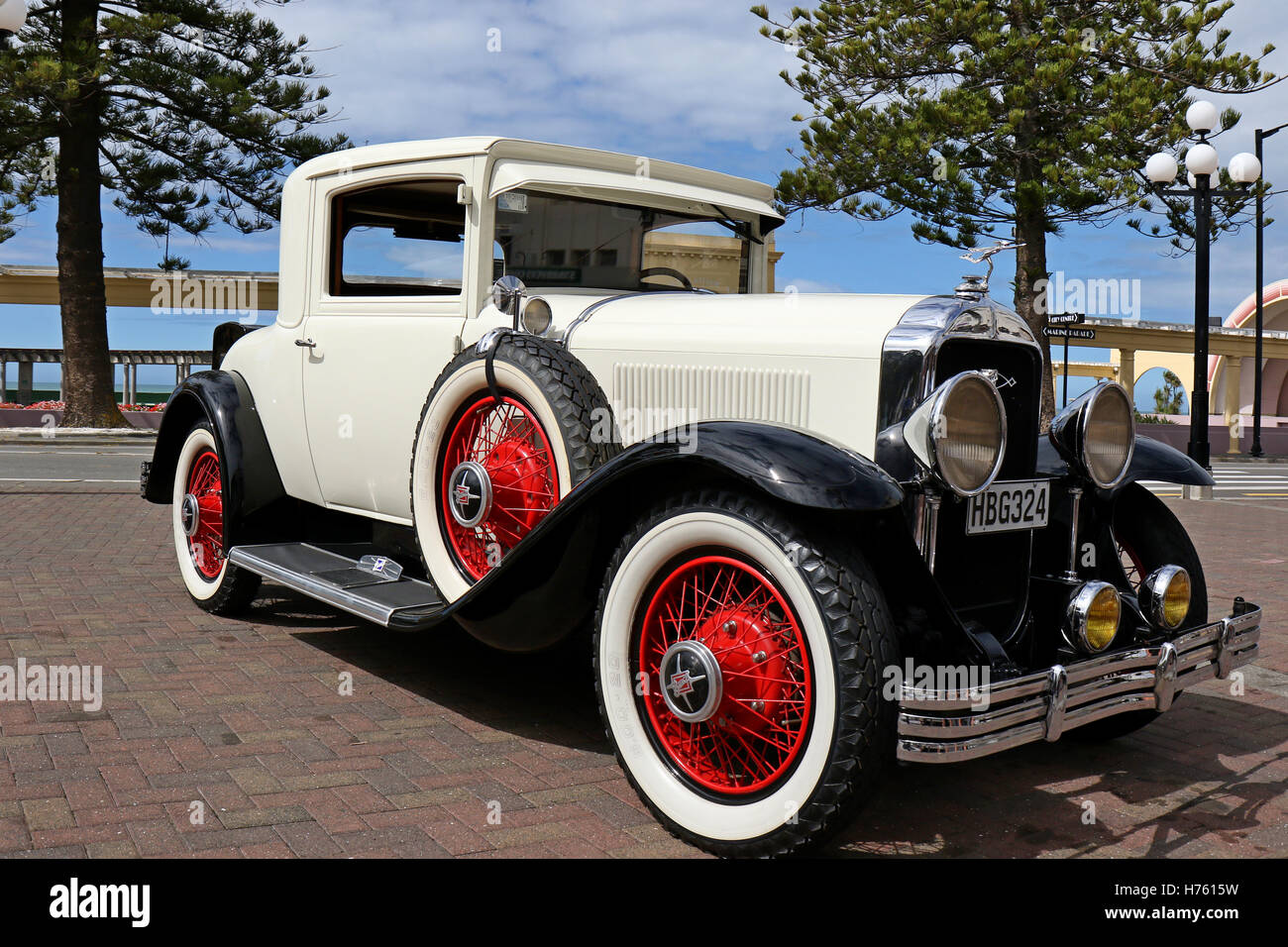 Buick Series 60 Sport Coupe on art deco beach front Stock Photo