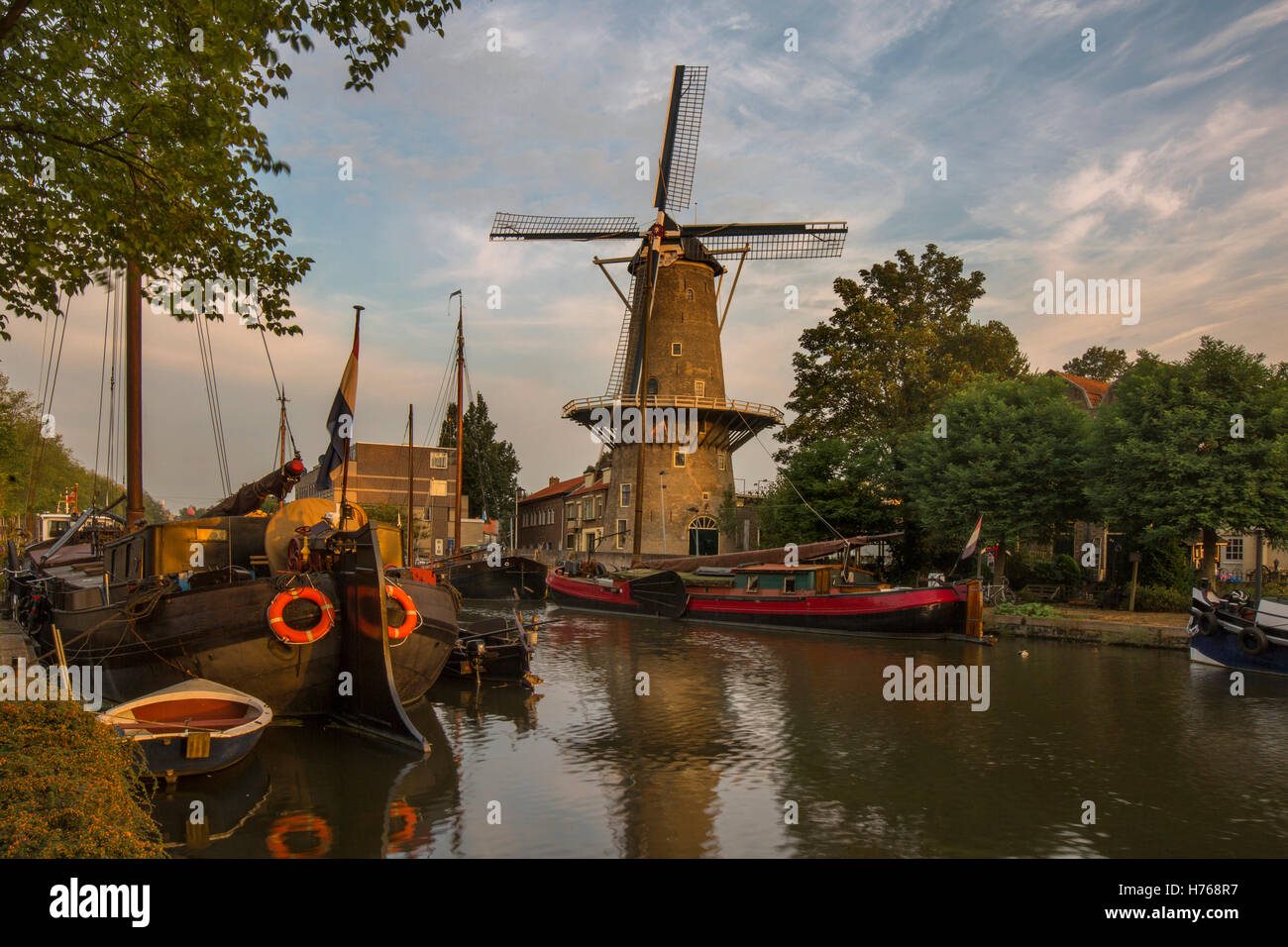 Red Lion Windmill (Molen De Roode Leeuw), Gouda, Holland, Netherlands Stock Photo