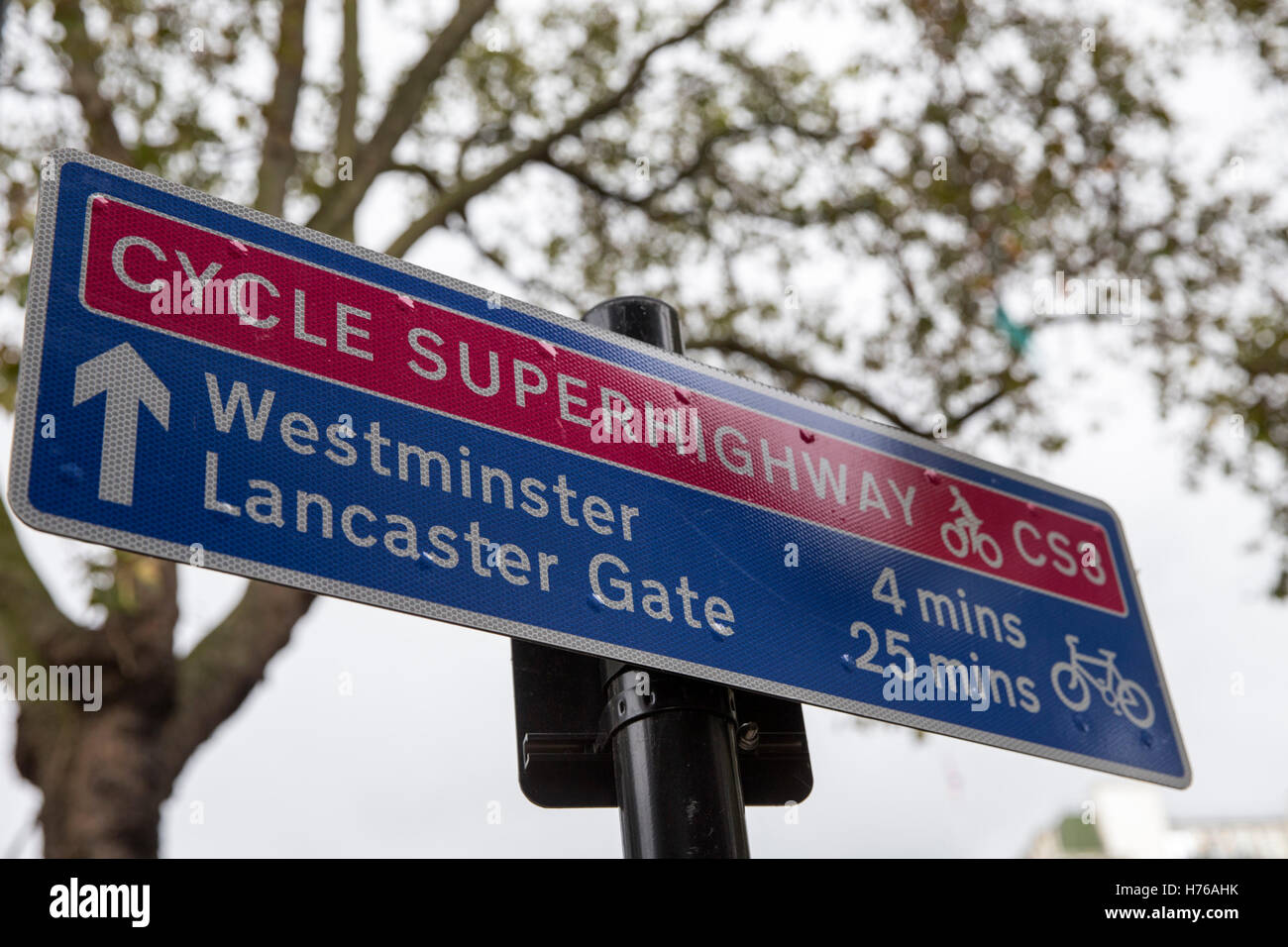 Cycle Superhighway sign, London, England, Saturday, October 01, 2016. Stock Photo