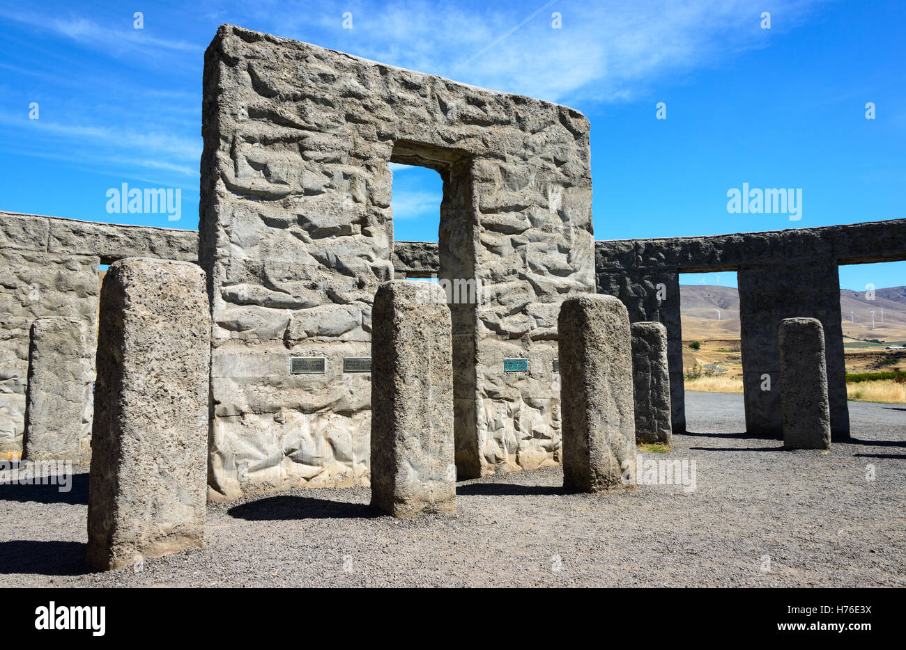 Maryhill Stonehenge Stock Photo - Alamy