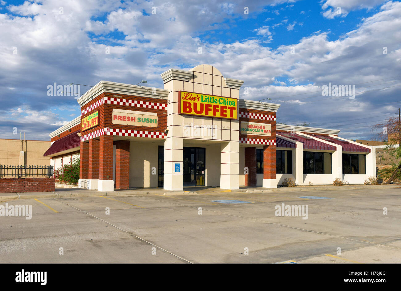 Closed restaurant, out of business in Lake Havasu City, Arizona Stock Photo