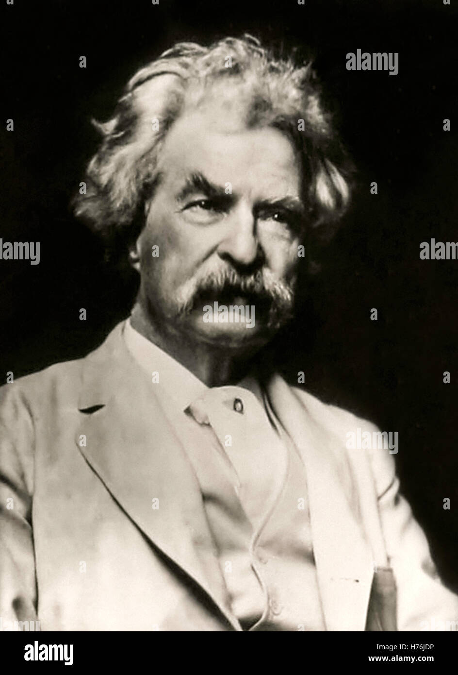 Mark Twain (1835-1910) cabinet card from 1907 from a photograph taken by A.F. Bradley for sale to raise funds for survivors of the 1906 San Francisco earthquake. Stock Photo