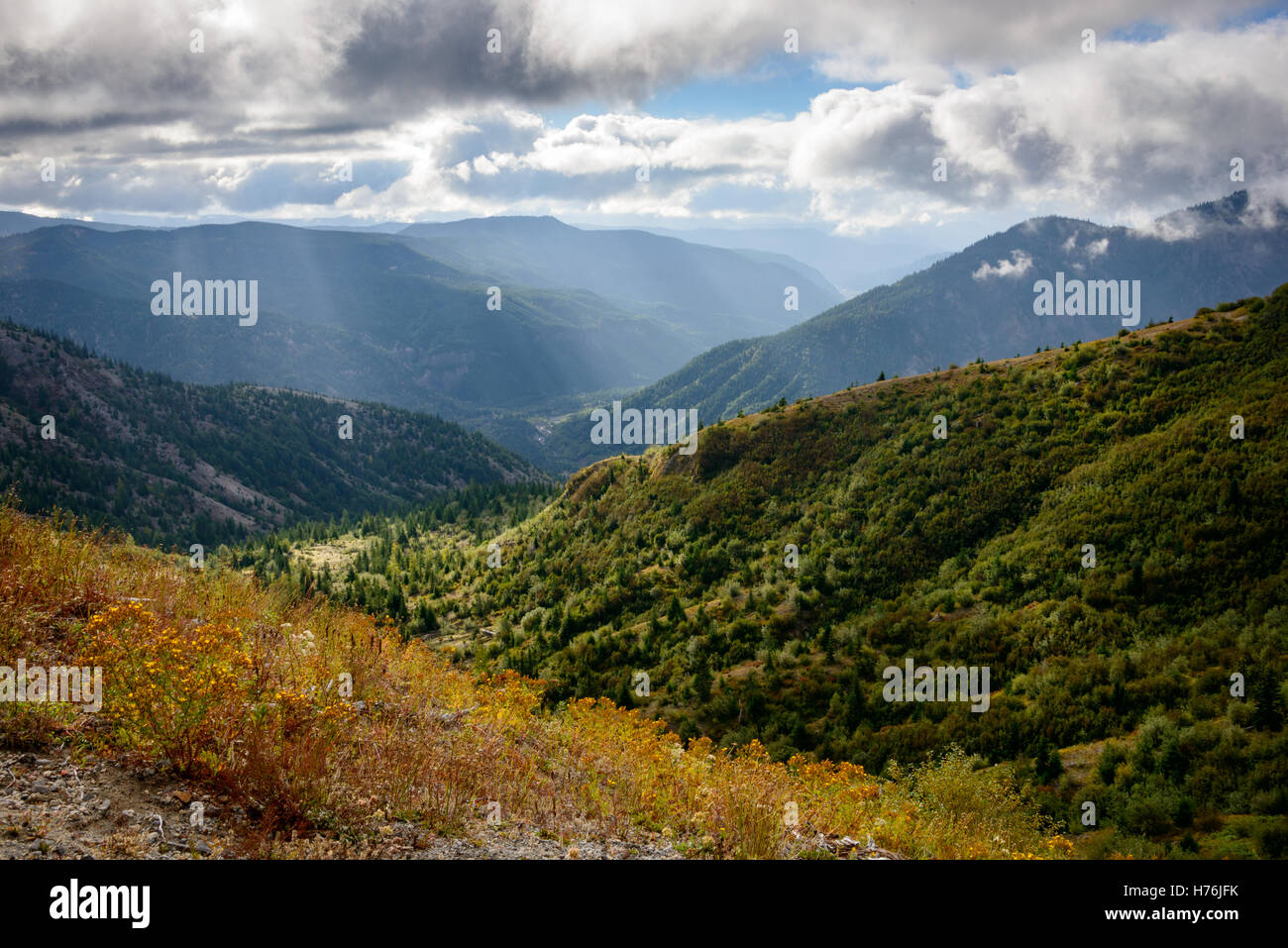 mt saint helens national volcanic monument