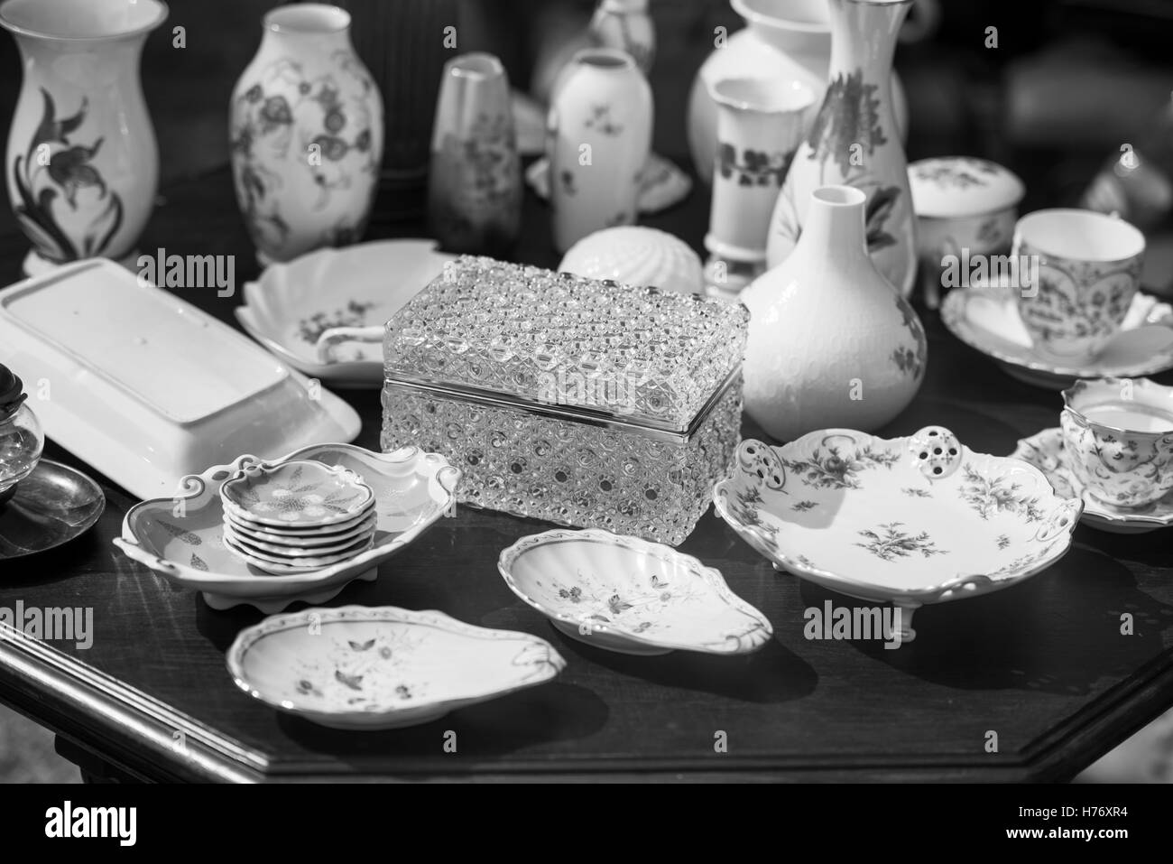 Delft blue pottery Black and White Stock Photos & Images - Alamy