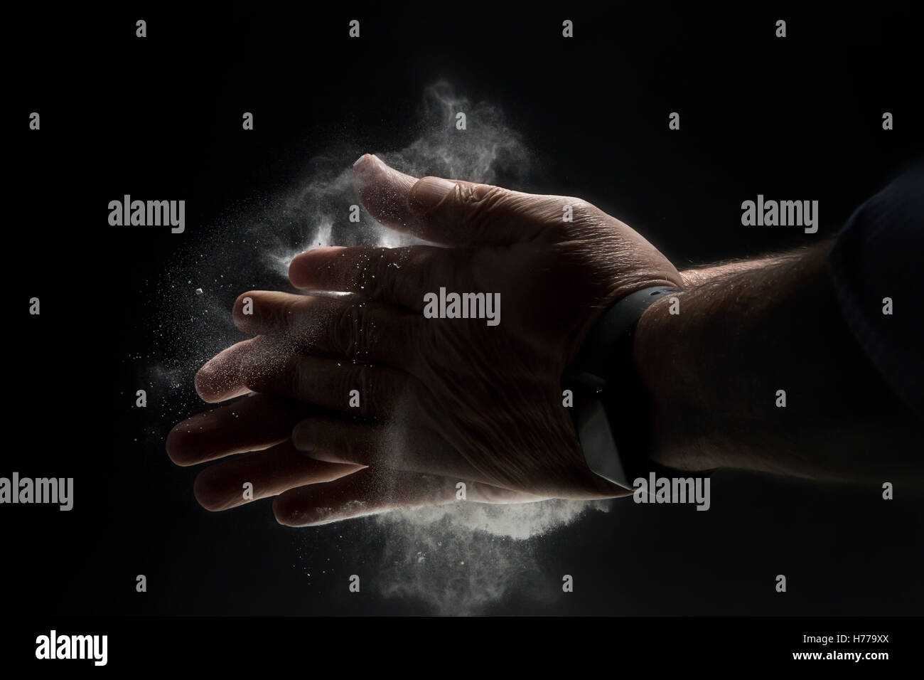 Talcum powder hires stock photography and images Alamy