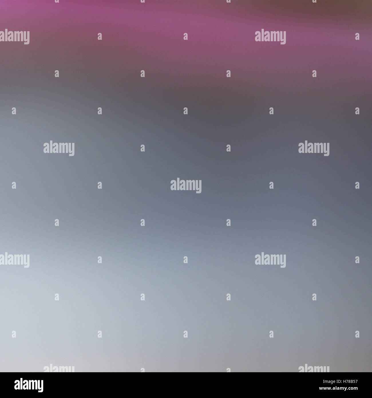 Red blurred gradient background hi-res stock photography and images - Alamy