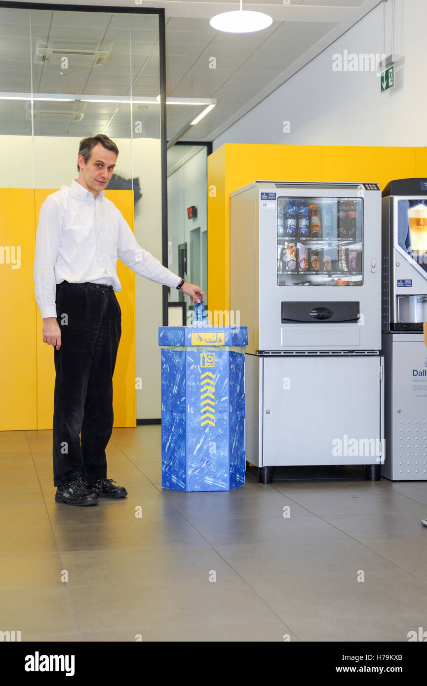 Pet Bottle Recycling High Resolution Stock Photography and Images Alamy