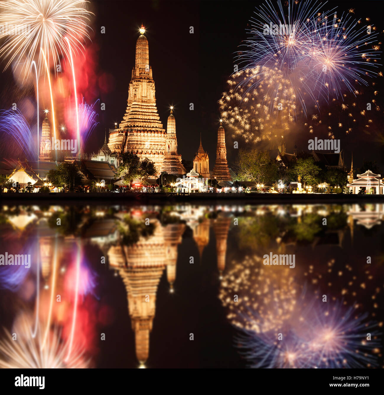 exotic new year - Bangkok new year countdown fireworks at Wat Arun Temple, Bangkok, Thailand Stock Photo