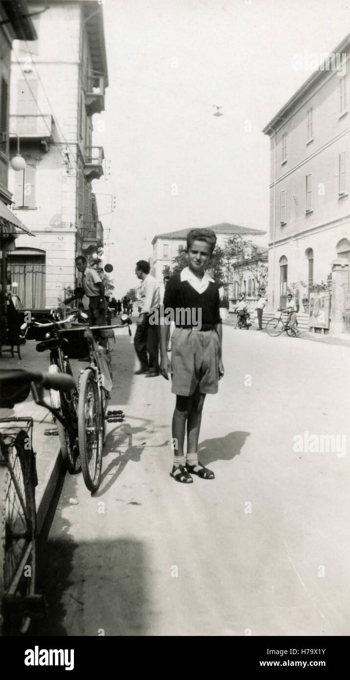 1940s boy hi-res stock photography and images - Page 3 - Alamy