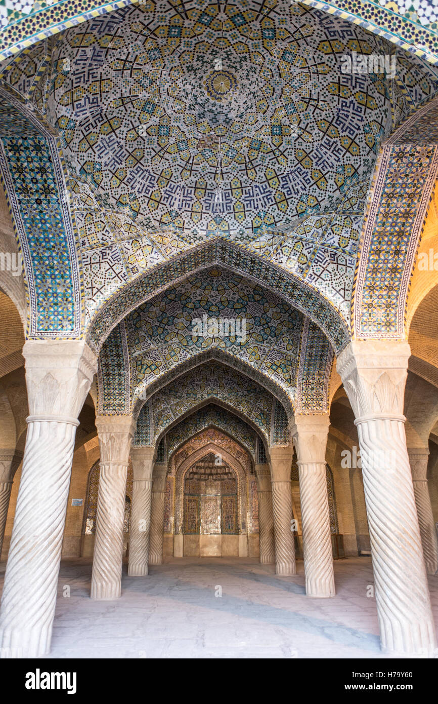 stone columns at mosque in iran Stock Photo - Alamy