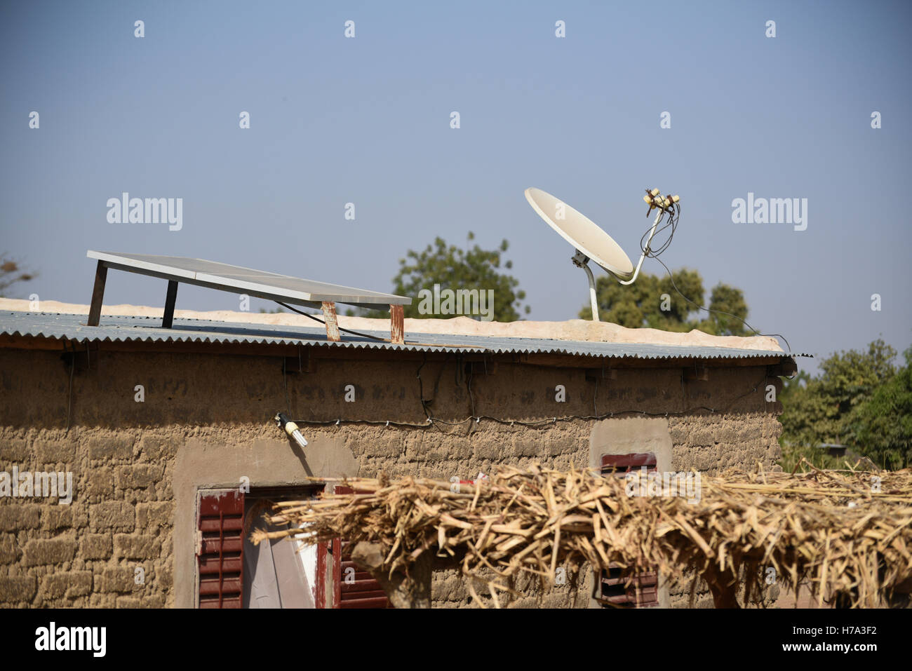 Rural electrification and solar energy in subSaharan Africa. 03/03
