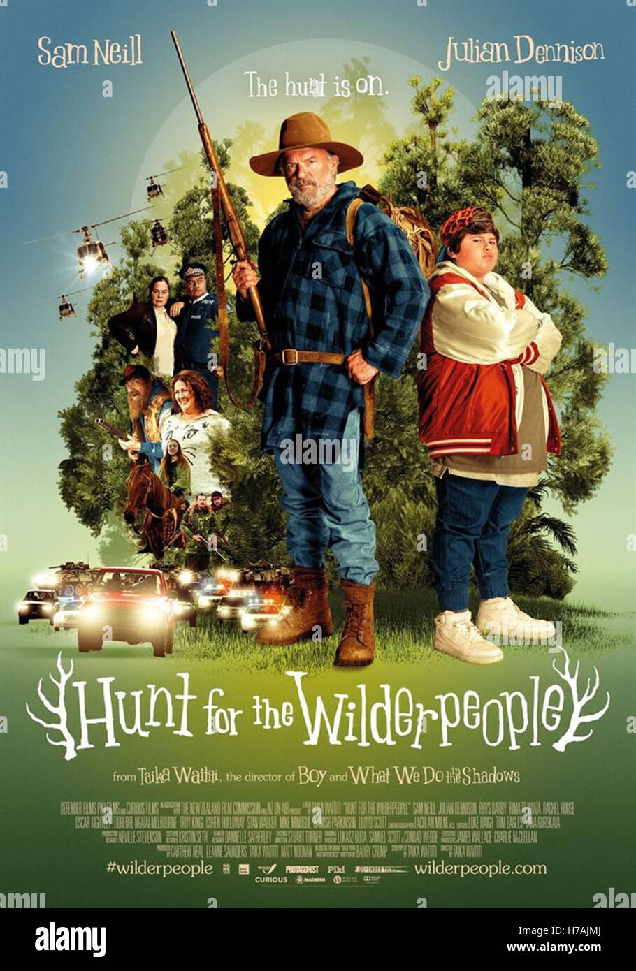 HUNT FOR THE WILDERPEOPLE (2016) SAM NEILL JULIAN DENNISON TAIKA