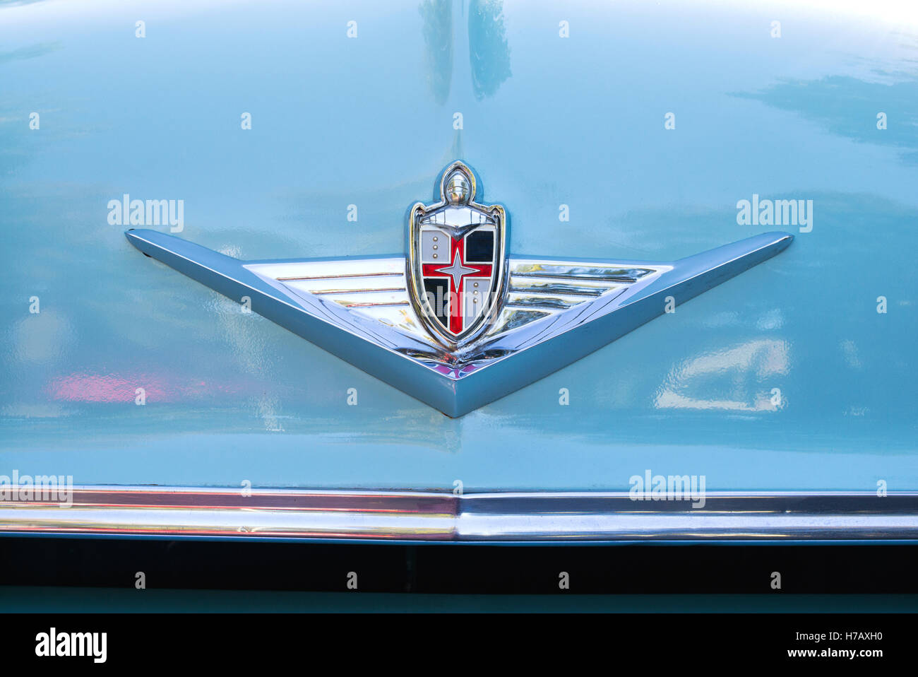 1954 Lincoln Capri badge and hood ornament. Bicester Heritage Centre, Oxfordshire, England Stock Photo