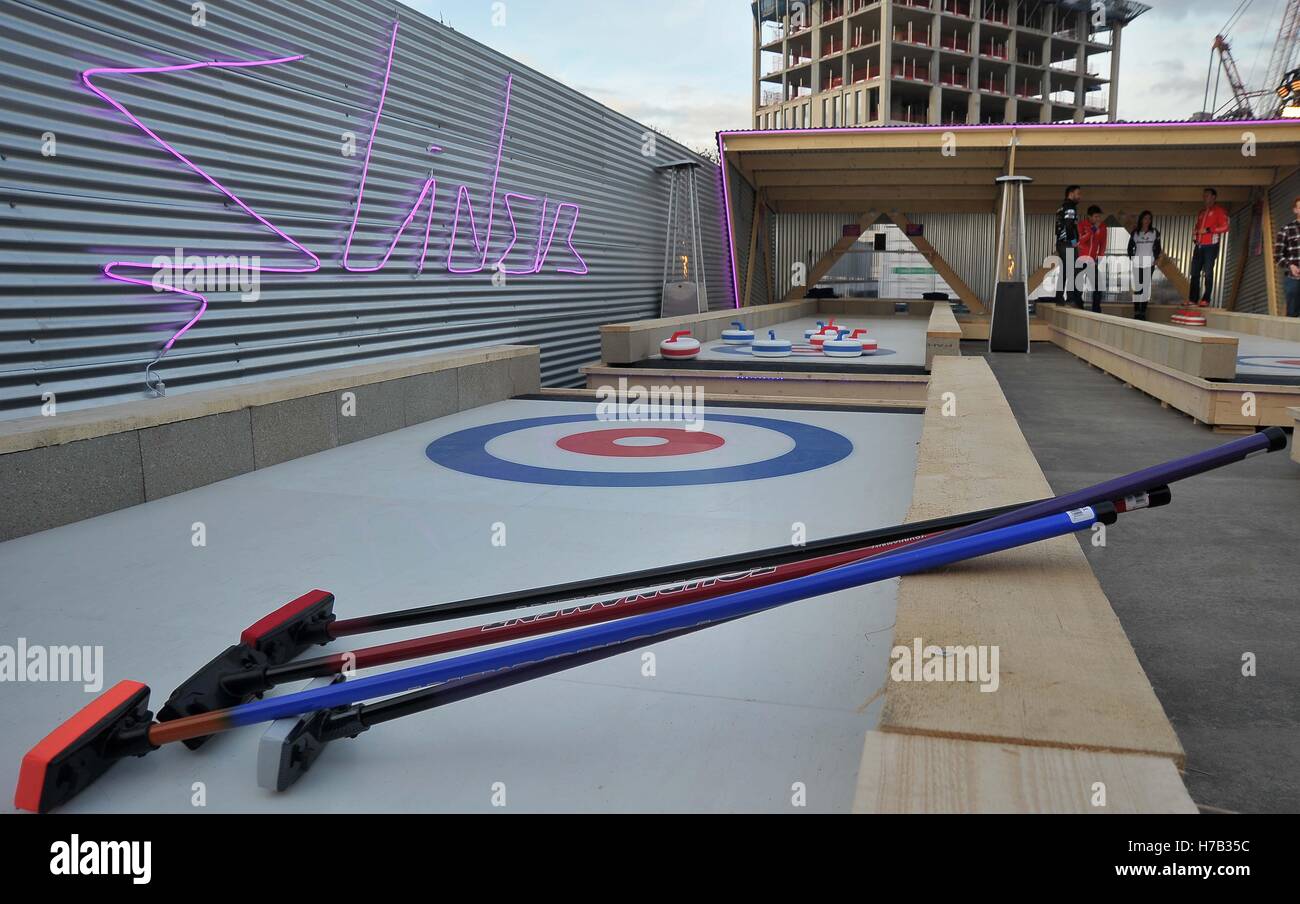 London, UK. 3rd Nov, 2016. David Murdoch, Eve Muirhead, Tom Brewster