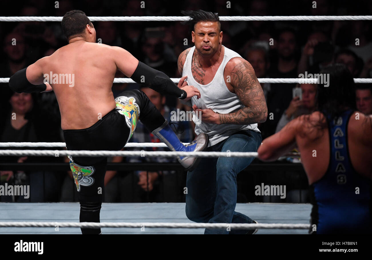 Tim Wiese High Resolution Stock Photography and Images - Alamy