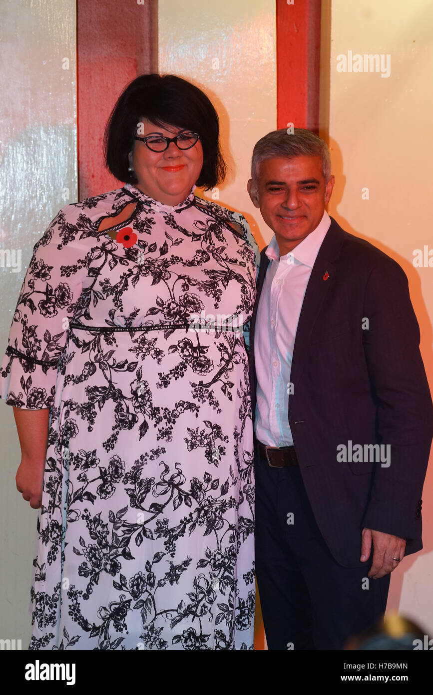 London, England, UK. 4th Nov, 2016. Sadiq Khan, Amy Lame attends Amy Lame as UK first-ever Night Czar at 100 Club, London, UK. Credit:  See Li/Alamy Live News Stock Photo
