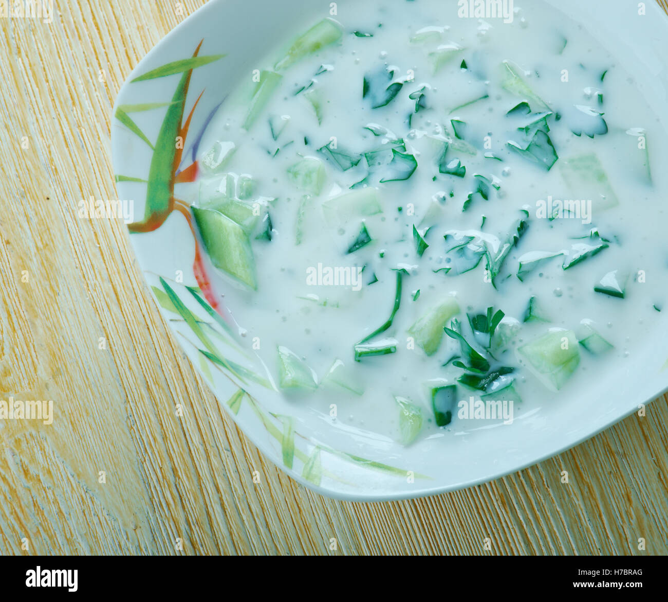 Cold yoghurt and herb soup Ovdukh. Azerbaijan cuisine Stock Photo Alamy