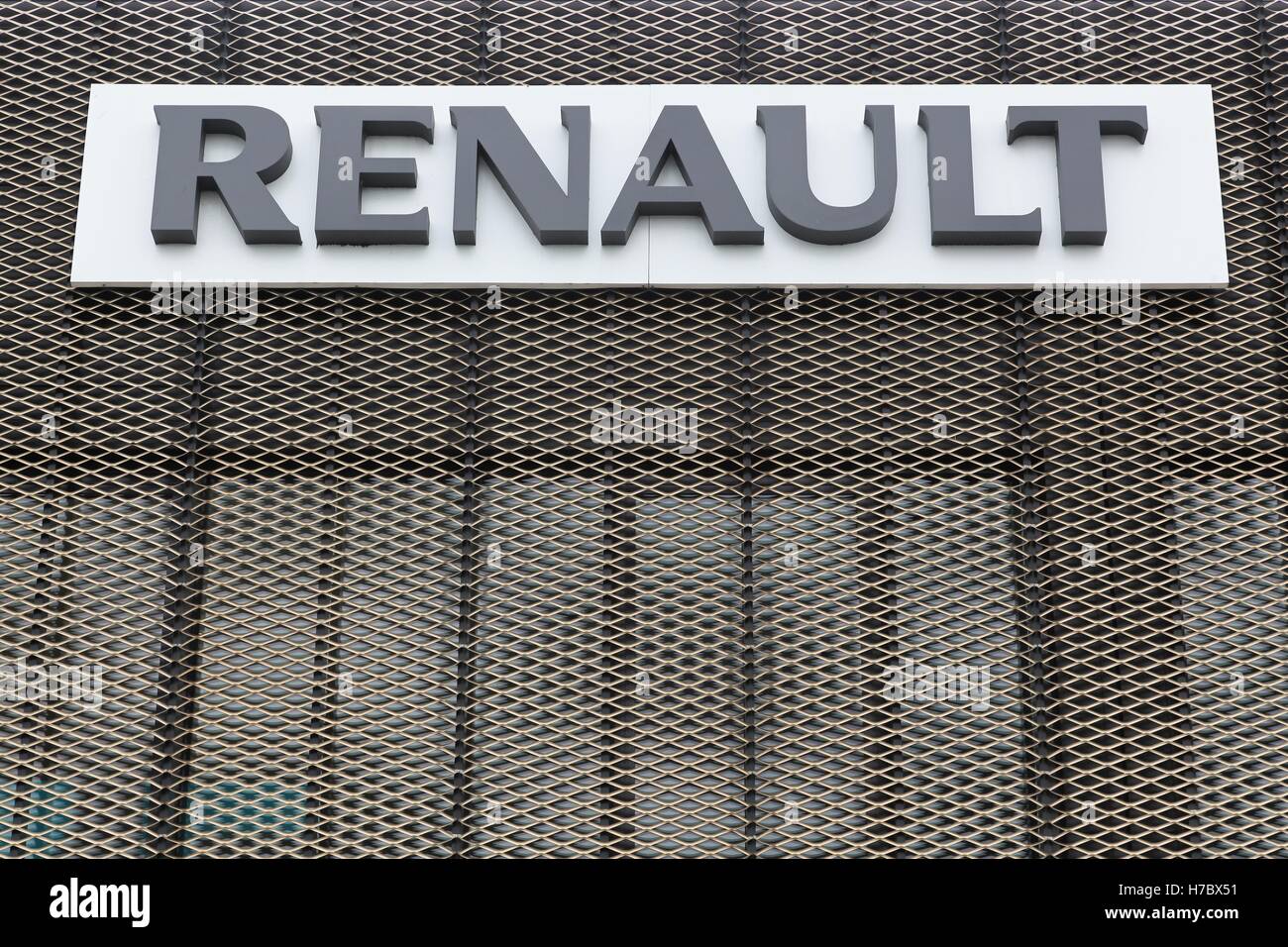 Logo of Renault on a wall Stock Photo