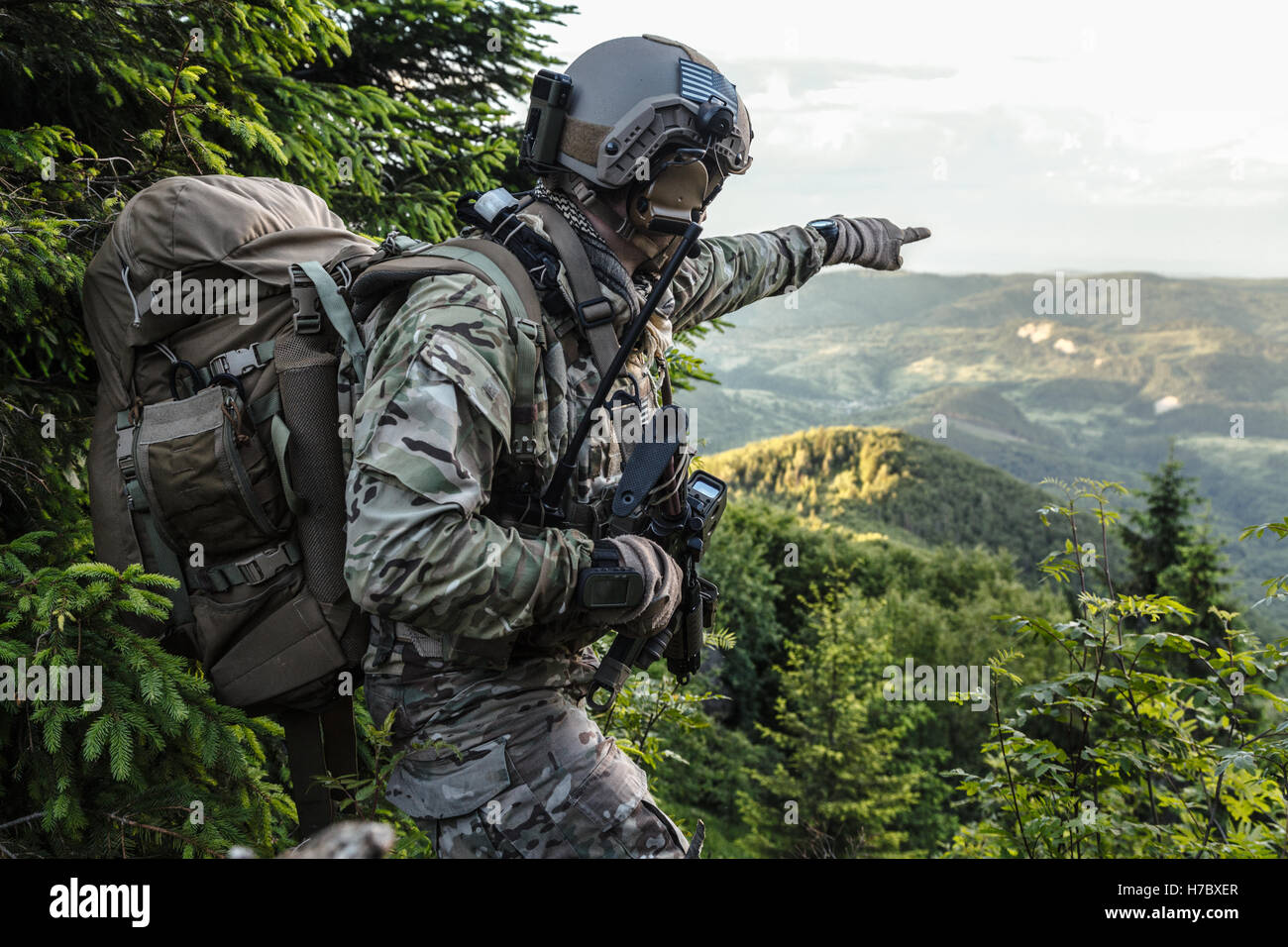 army ranger in the mountains Stock Photo - Alamy