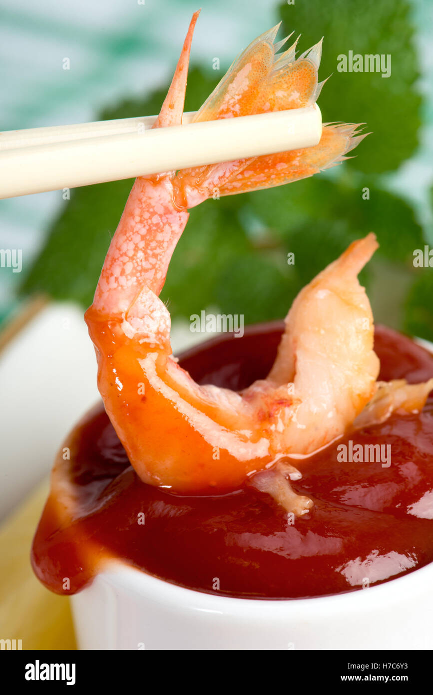 shrimp with tomato sauce ketchup modern Chinese cuisine Stock Photo
