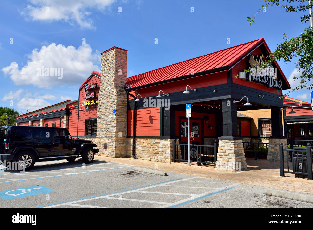 Famous Dave's Bar-B-Que restaurant, Fort Myers, FL Stock Photo