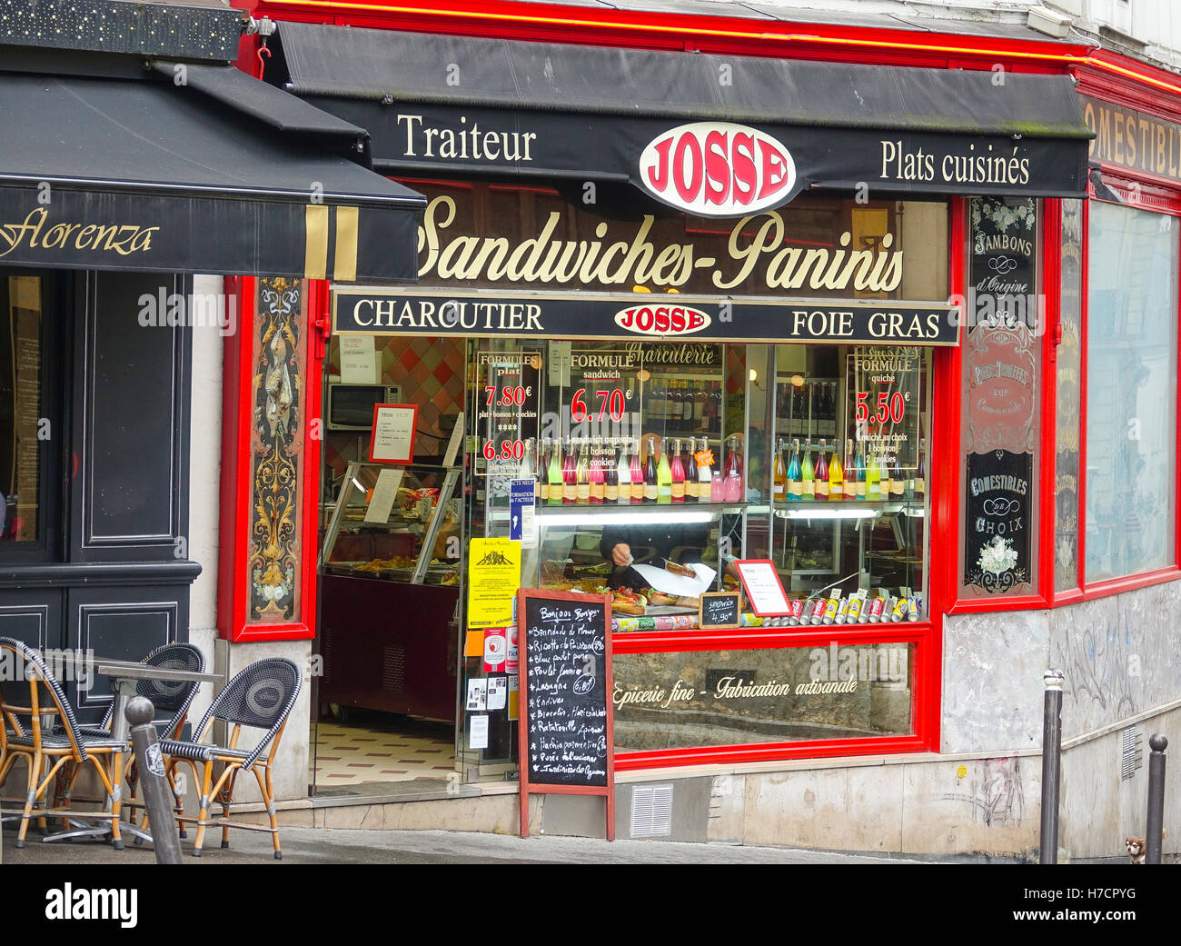 Small sandwich shop in the streets of Paris Stock Photo Alamy